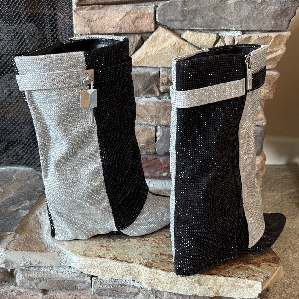 Cape Robbin Black and Gray Heeled Boots - Picture 6 of 15